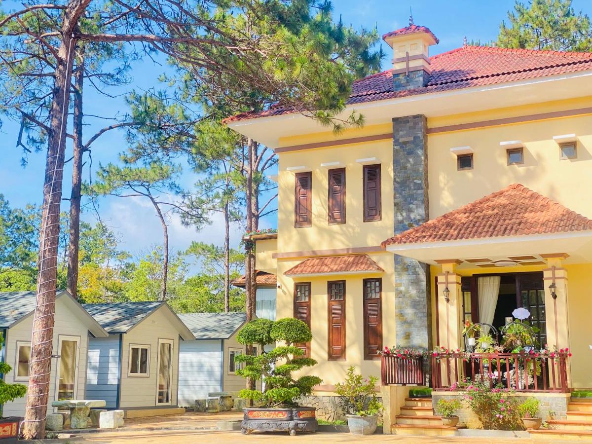 Henisi Homestay Mang Den Kon Von Kla Exteriör bild